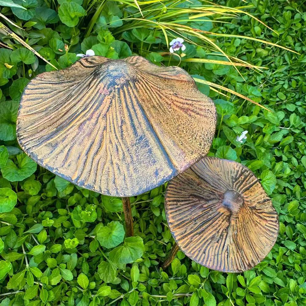 Retro Metal Rusty Mushroom Gar - Bonsai Gardener ulasan dan harga